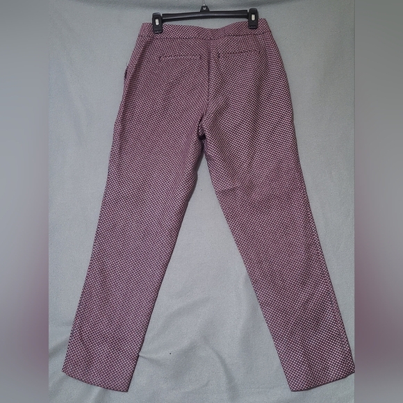 TALBOTS Women's Stylish Midrise Straight Leg REd & Blue Patterned Pants - Size 6 - Picture 6 of 13
